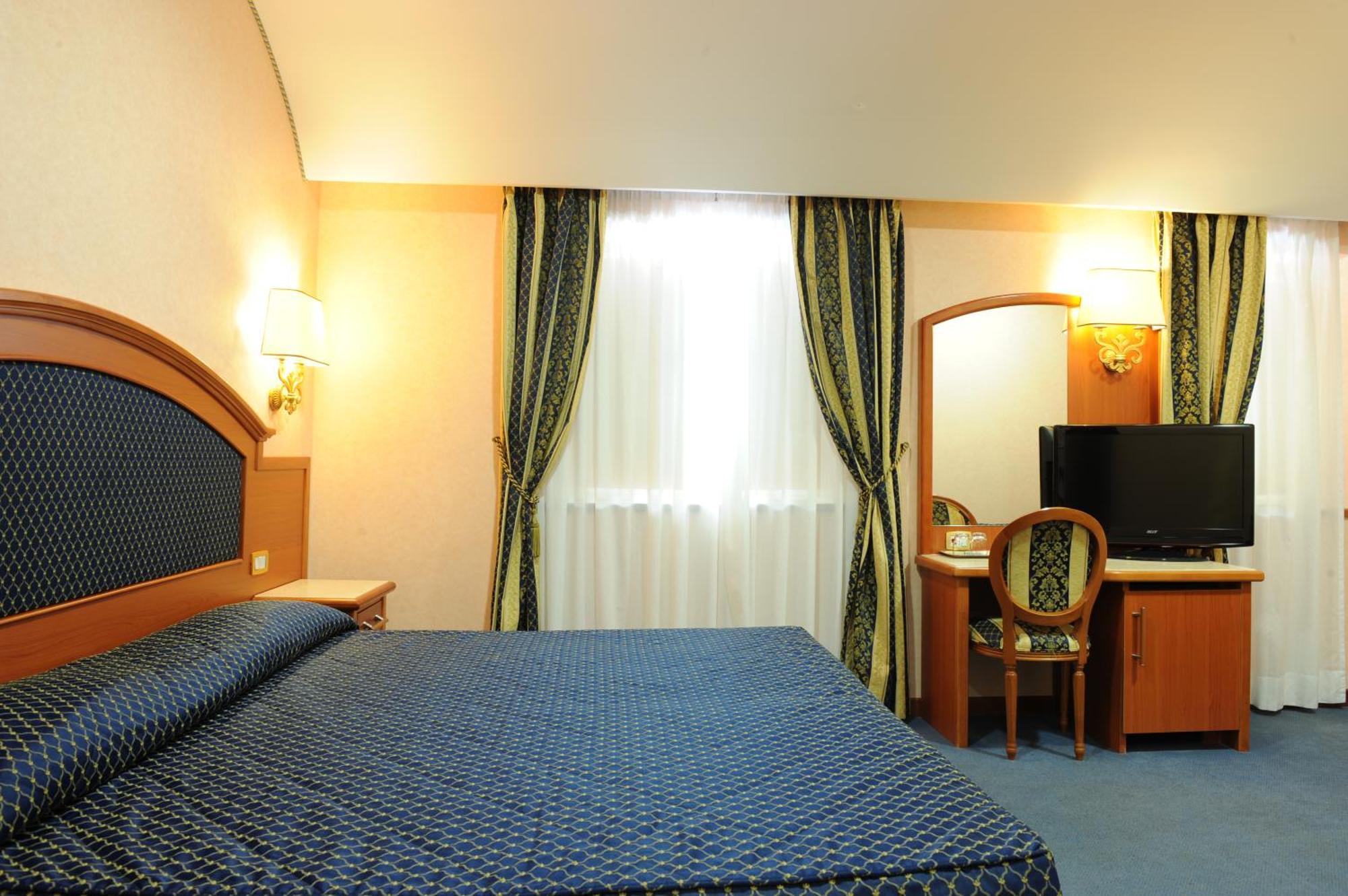 Hotel La Bella Venere Caprarola Esterno foto